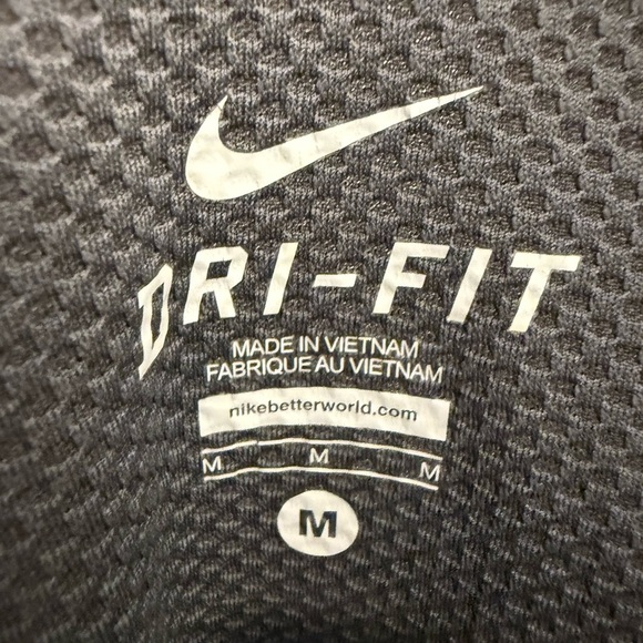 Nike University of Delaware 1/4 Quarter-Zip Pullover Medium gray logo Dri fit - Picture 4 of 10